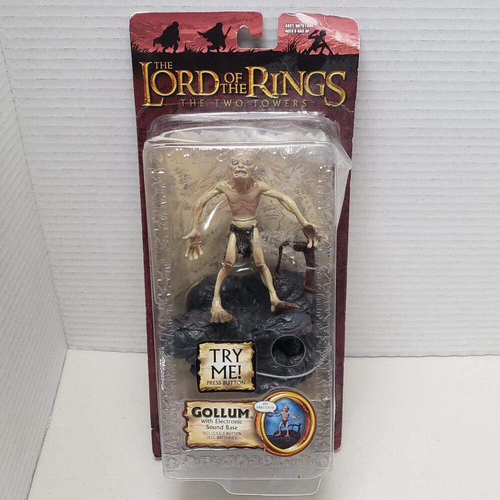 Lord of the Rings: The Two Towers Gollum Figure